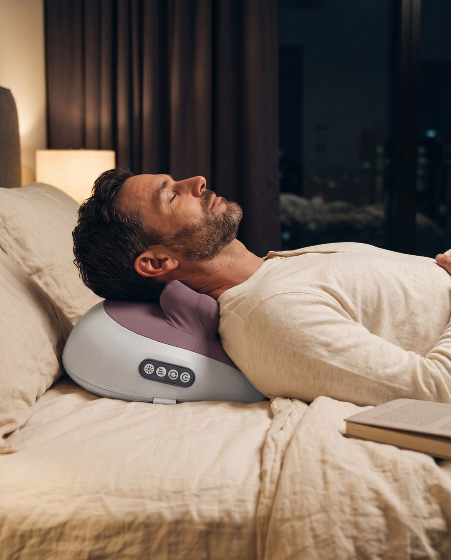 Woman using OcciRest in bed in the evening
